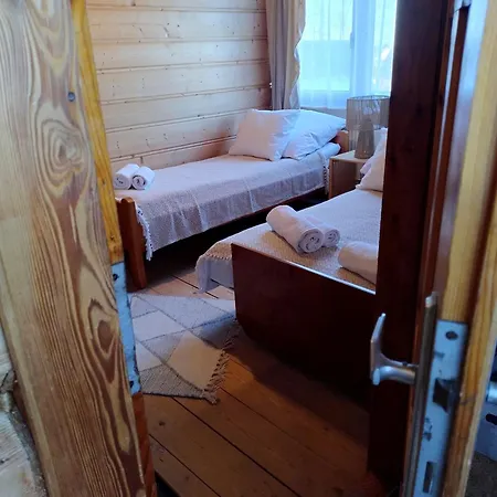 Halne Izby - Goscinne Zab