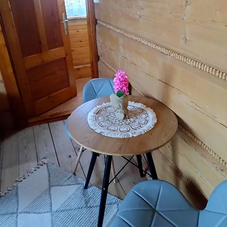 Halne Izby - Goscinne * Zab