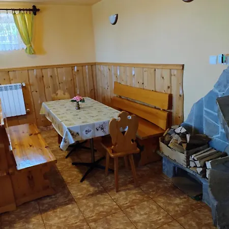 Halne Izby - Goscinne * Zab